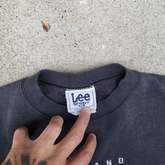 Vintage Raiders sweater - Picture 2 of 2